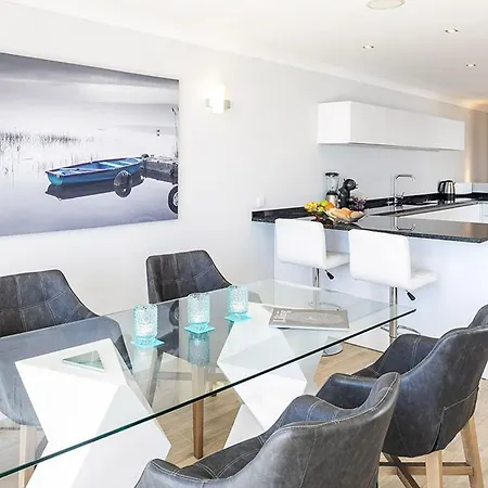 Stylish & Modern Carvoeiro 2 Bedrooms Benagil Stunning Views *
