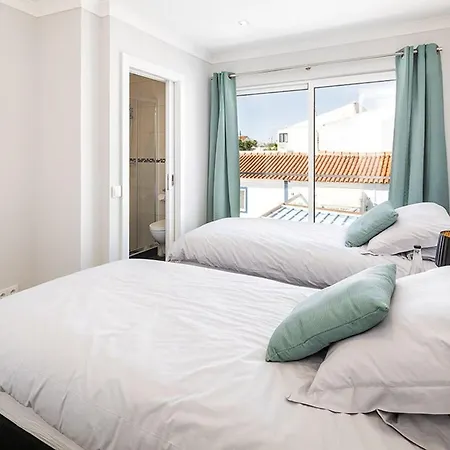 Stylish & Modern Carvoeiro 2 Bedrooms Benagil Stunning Views فيلة لاغوا