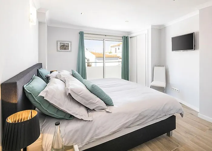 Villa Stylish & Modern Carvoeiro 2 Bedrooms Benagil Stunning Views